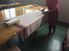 定制真絲拉絨圍巾加LOGO龍翔紡織更專業(yè) 定制真絲拉絨圍巾加LOGO龍翔紡織更專業(yè)